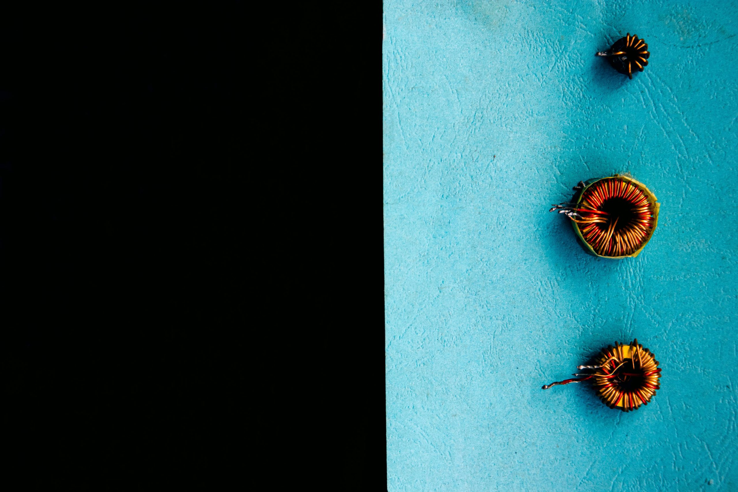 The Unsung Heroes: Components That Regulate Gadget Power Supply